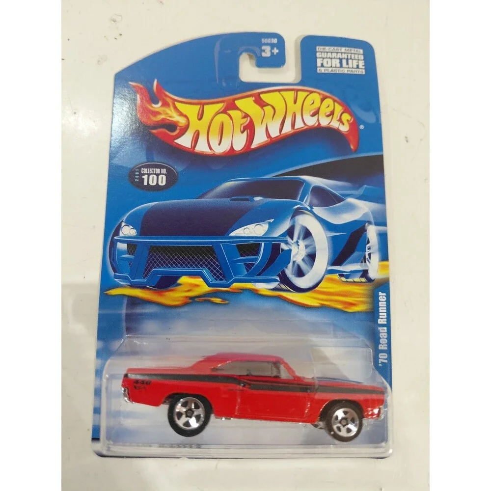 NIP Hot Wheels 2000 Main Line 1:64 DieCast 1970 Plymouth Roadrunner 440 Car